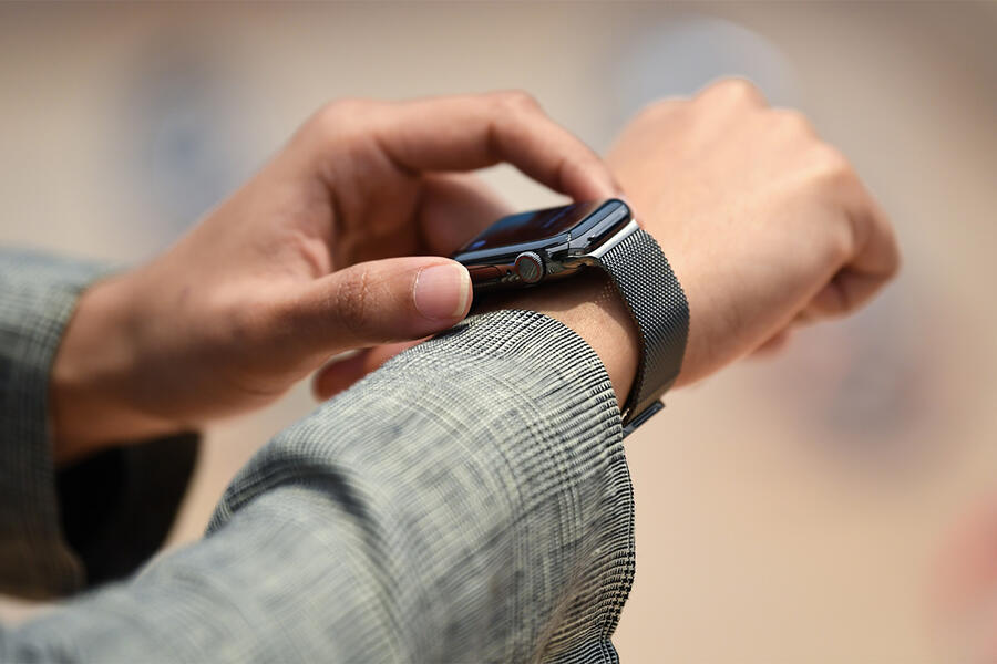 U of T researchers based at the Ted Rogers Centre for Heart Research will test whether the new Apple Watch Series 6 and its blood oxygen sensor can collect data to help manage heart failure (photo by James D. Morgan via Getty Images) 