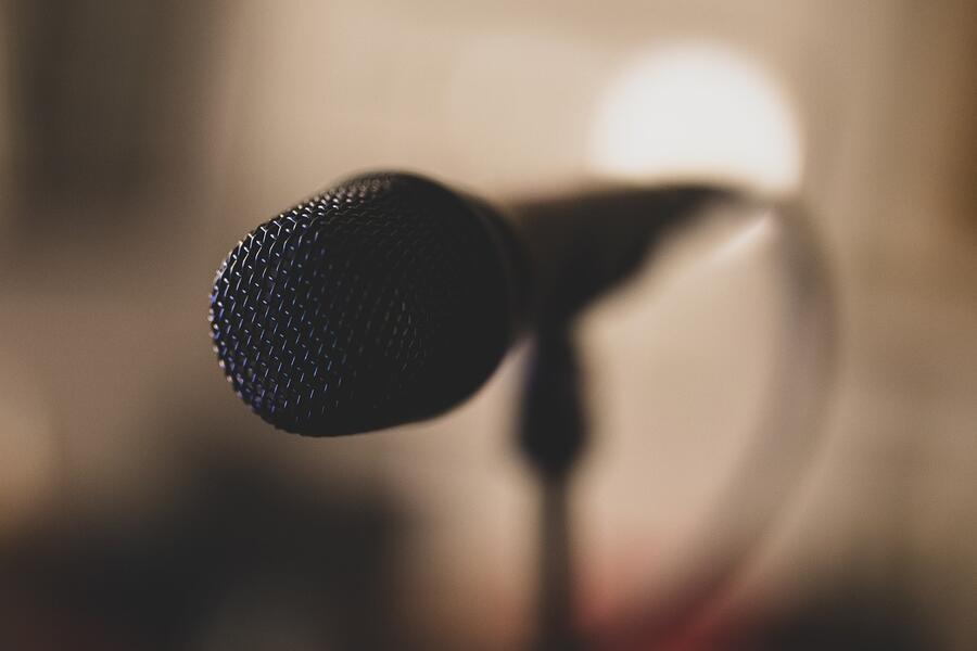 Microphone